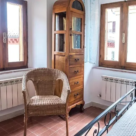 Comodo Bilocale Nel Centro Del Paese, - S274 Apartament *