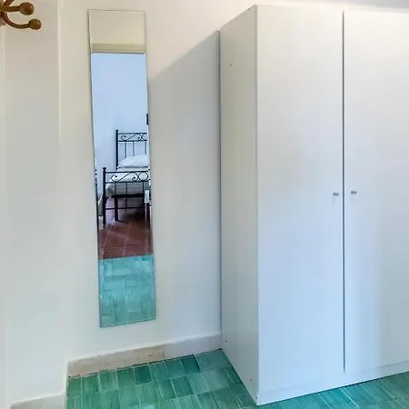 Comodo Bilocale Nel Centro Del Paese, - S274 Apartment