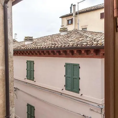 Apartament Comodo Bilocale Nel Centro Del Paese, - S274 *